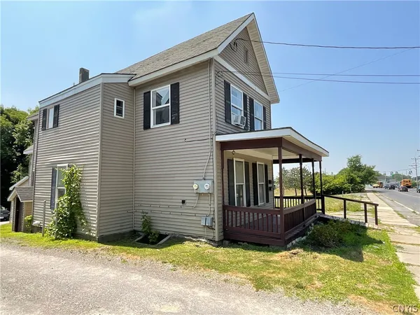 $1,350 | 377 West Main Street, Unit 1, Watertown, NY 13601