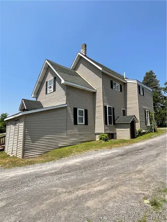 $1,350 | 377 West Main Street, Unit 1, Watertown, NY 13601