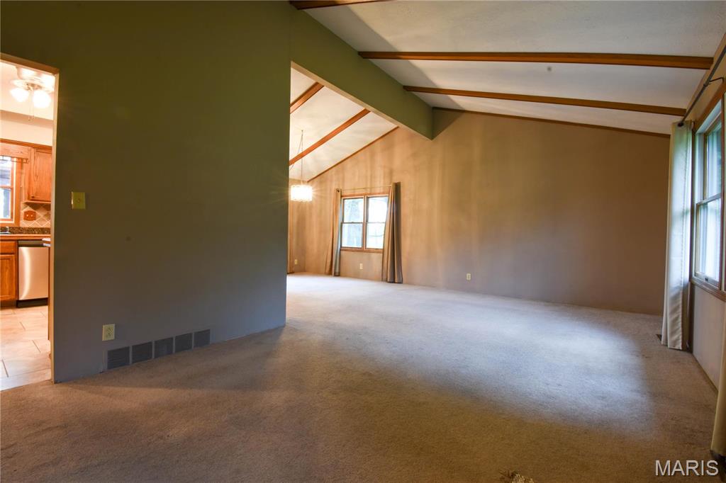 8817 Rezy Road Staunton, IL 62088 - Photo 11 of 48 Gallery Image 11