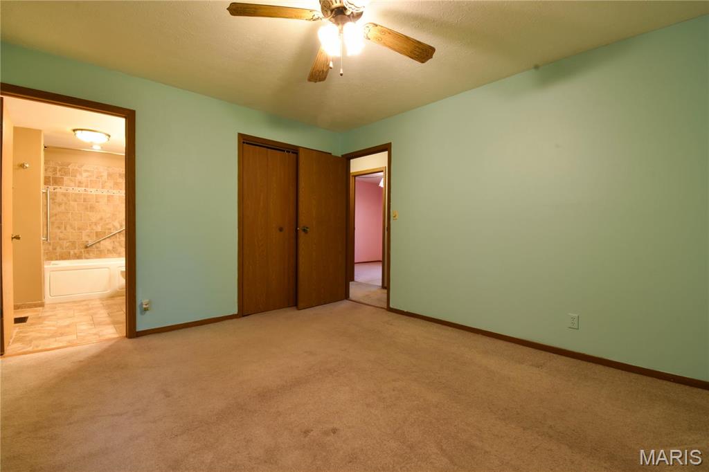 8817 Rezy Road Staunton, IL 62088 - Photo 13 of 48 Gallery Image 13
