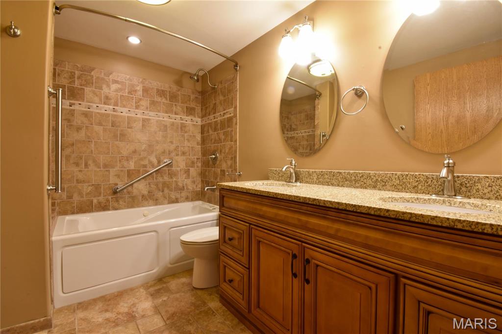 8817 Rezy Road Staunton, IL 62088 - Photo 14 of 48 Gallery Image 14