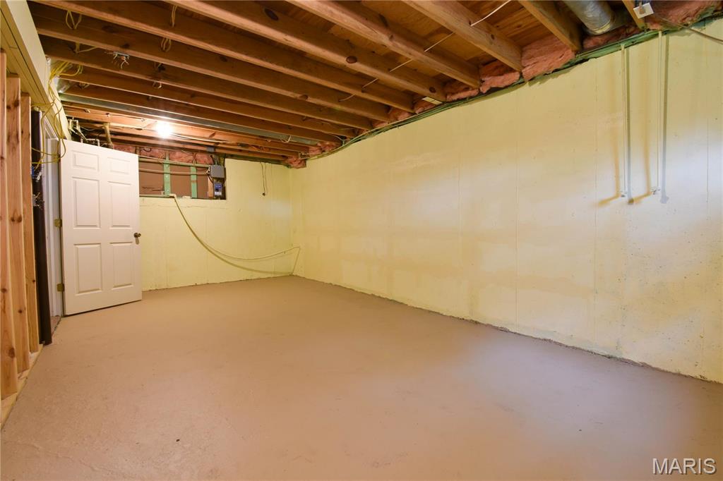 8817 Rezy Road Staunton, IL 62088 - Photo 38 of 48 Gallery Image 38