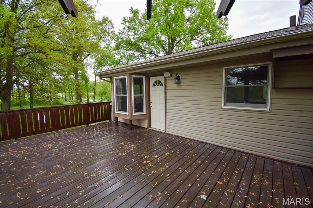 8817 Rezy Road Staunton, IL 62088 - Photo 7 of 48 Gallery Image 7