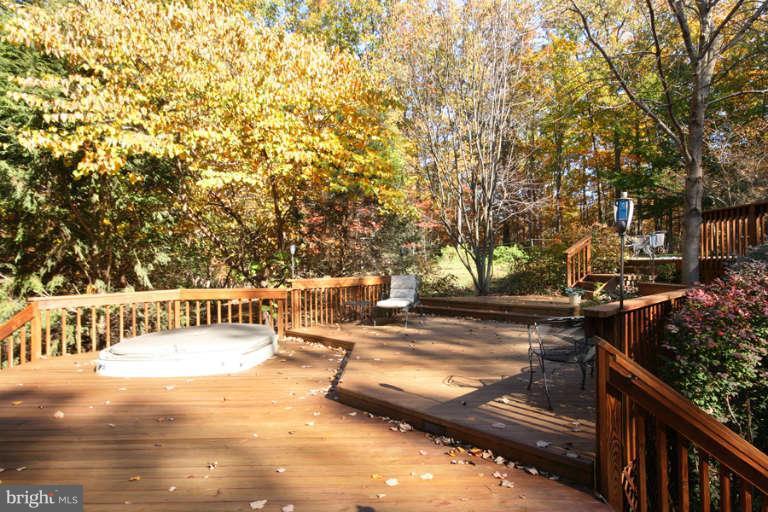 525 Clear Spring Road Great Falls, VA 22066 - Photo 16 of 30 a view of outdoor space with seating