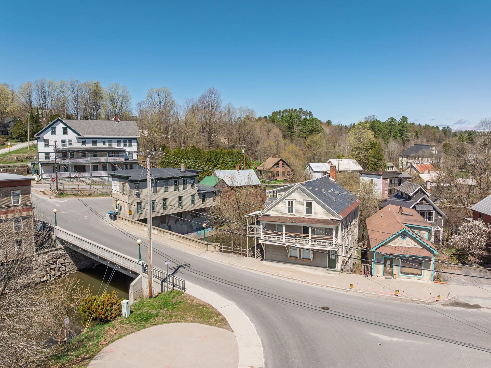 39 Main Street Plainfield, VT 05667 - Photo 2 of 34