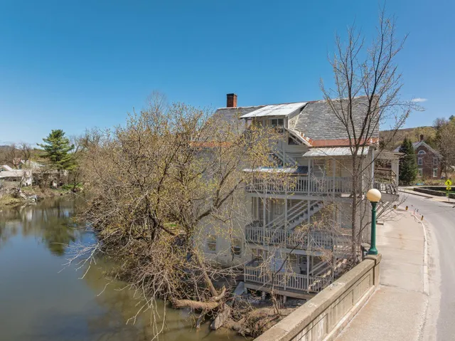 $305,000 | 39 Main Street, Plainfield, VT 05667