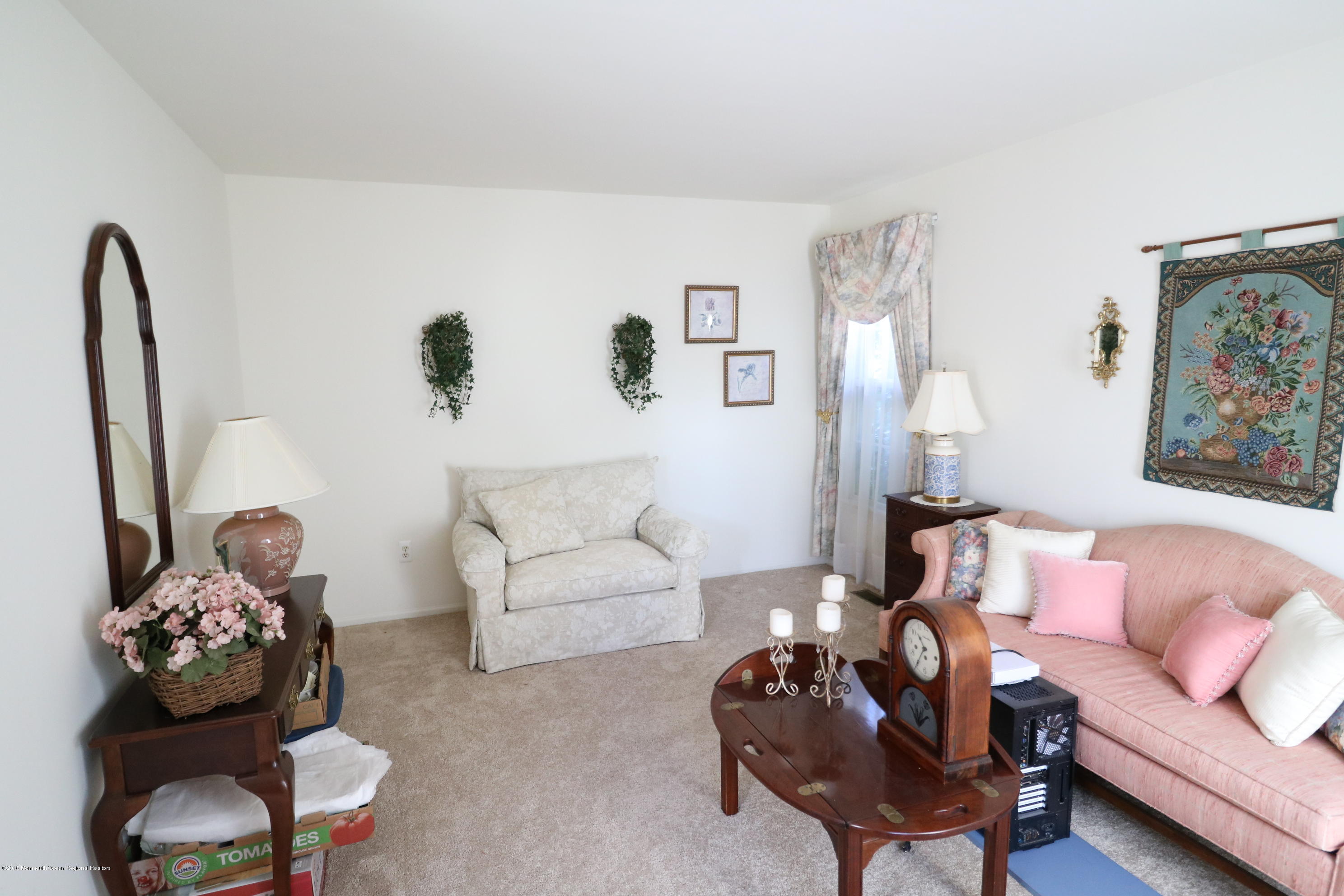 112 Torpedo Road Manahawkin, NJ 08050 - Photo 34 of 49 a living room with furniture