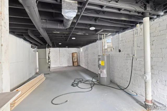 $142,900 | 2720 Iowa Street, Unit A B & C, Granite City, IL 62040