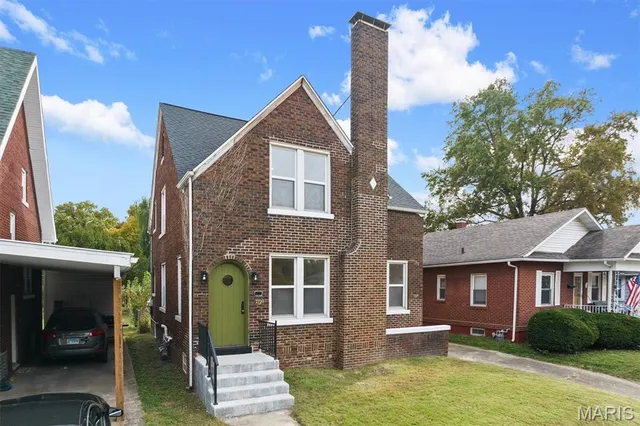 $142,900 | 2720 Iowa Street, Unit A B & C, Granite City, IL 62040