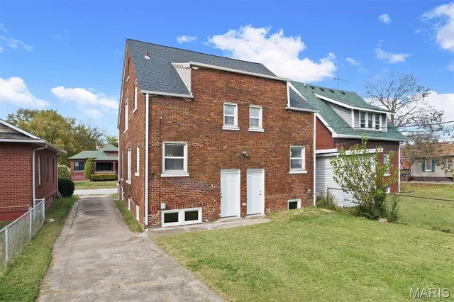 $142,900 | 2720 Iowa Street, Unit A B & C, Granite City, IL 62040