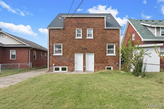 $142,900 | 2720 Iowa Street, Unit A B & C, Granite City, IL 62040