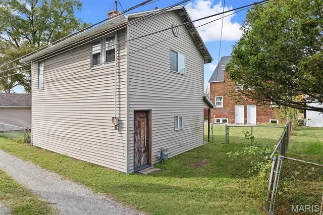 $142,900 | 2720 Iowa Street, Unit A B & C, Granite City, IL 62040