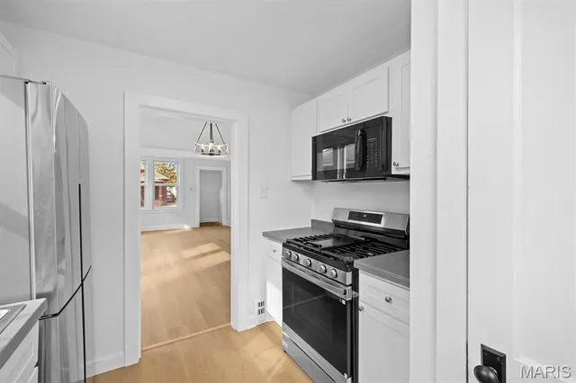 $142,900 | 2720 Iowa Street, Unit A B & C, Granite City, IL 62040