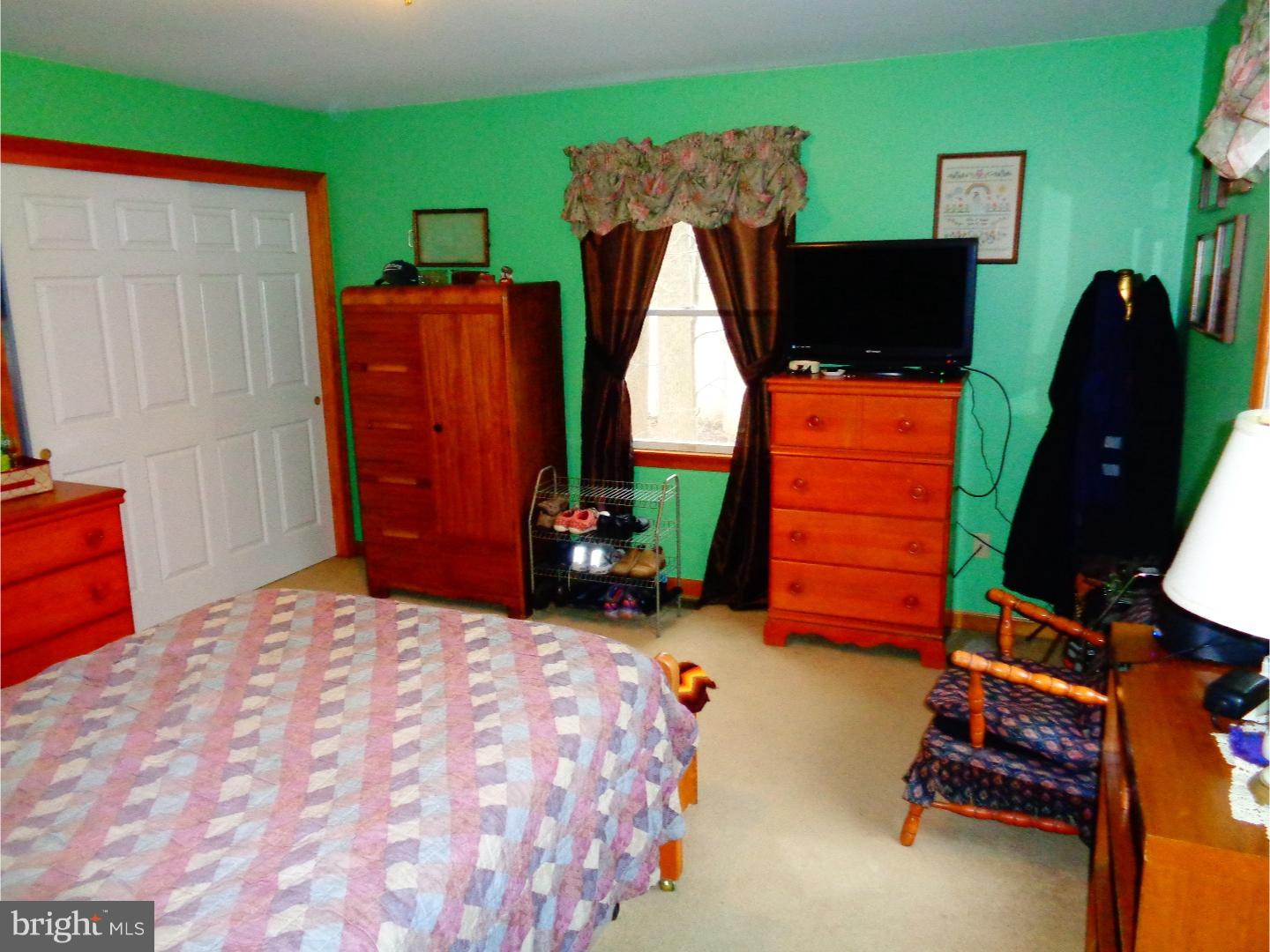 1751 Yarnall Road Pottstown, PA 19464 - Photo 12 of 24 Gallery Image 12