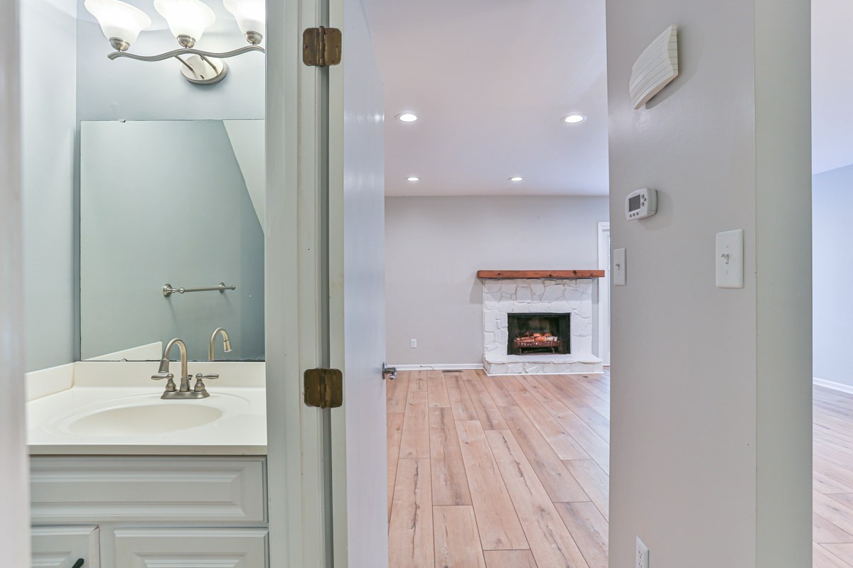 5752 Forest Lawn Court Raleigh, NC 27612 - Photo 11 of 27 Photo 12