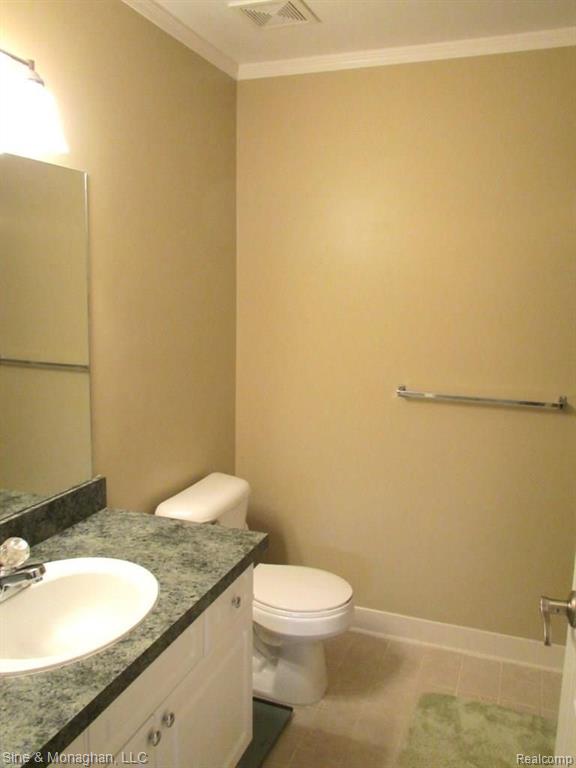 3609 Oakmonte Boulevard Rochester, MI 48306 - Photo 15 of 29