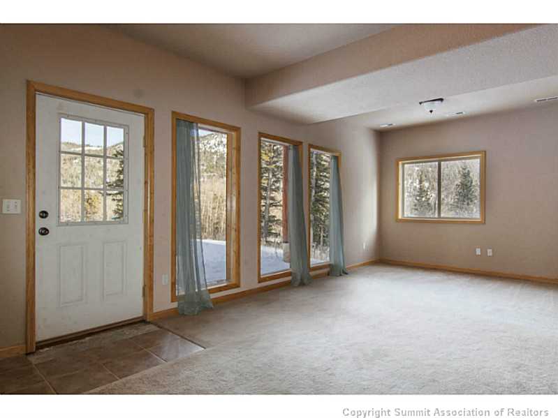 266 Mine Dump Road Alma, CO 80420 - Photo 18 of 25 Living Room.