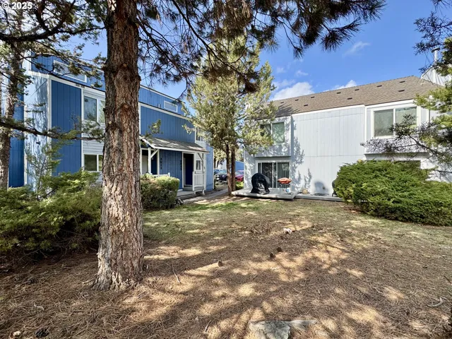 $3,150,000 | 2025 Northeast Neil Way, Bend, OR 97701