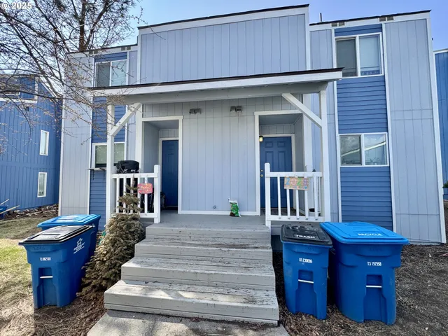 $3,150,000 | 2025 Northeast Neil Way, Bend, OR 97701