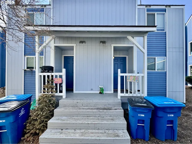 $3,150,000 | 2025 Northeast Neil Way, Bend, OR 97701