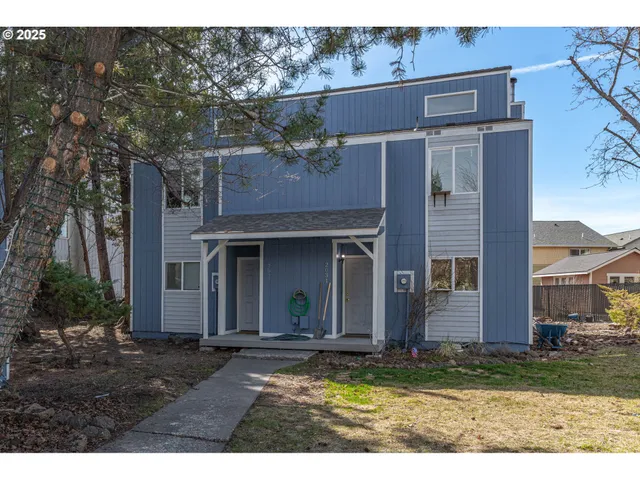 $3,150,000 | 2025 Northeast Neil Way, Bend, OR 97701