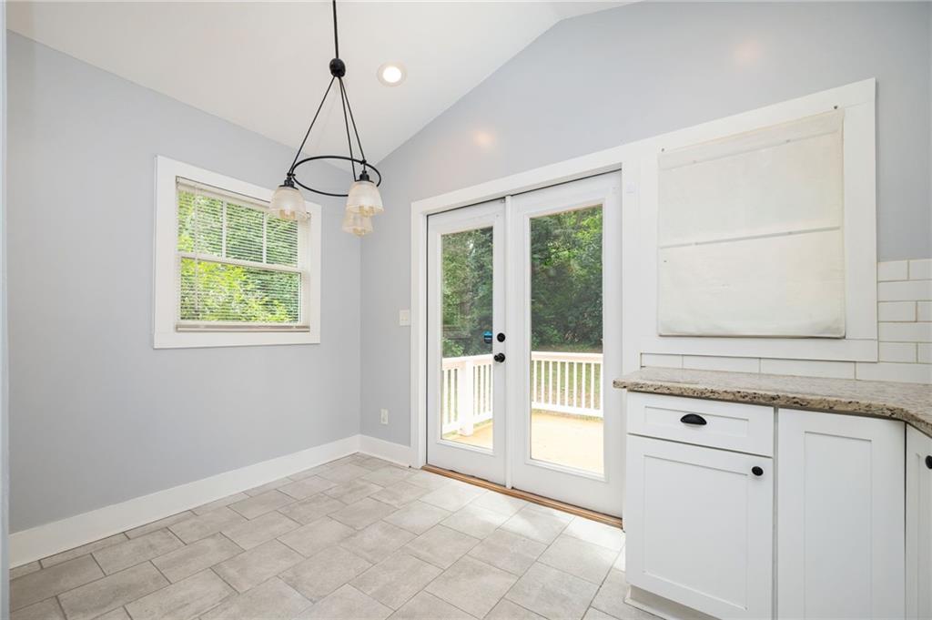 1492 Sharon Street Northwest Atlanta, GA 30314 - Photo 8 of 20 Gallery Image 8