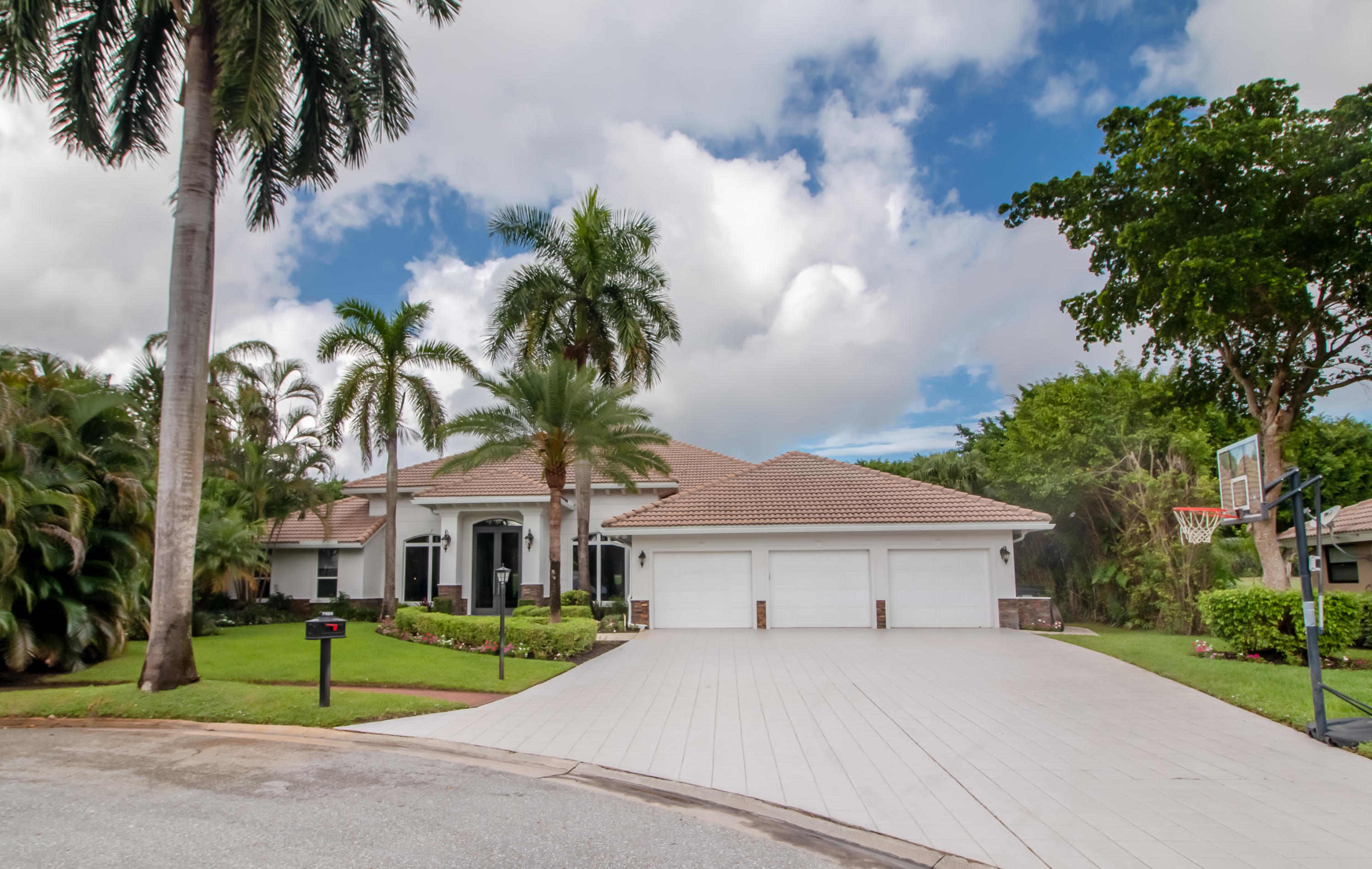 7929 Wellwynd Way Boca Raton, FL 33496 - Photo 4 of 40 IMG_2611-HDR