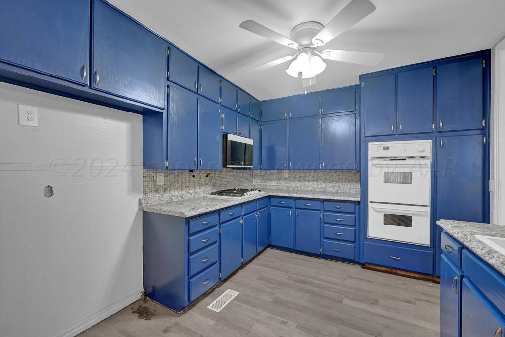 1010 South Rusk Street Amarillo, TX 79102 - Photo 6 of 23 kitchen 3