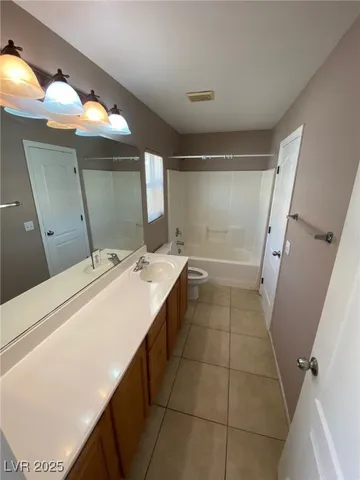 $1,995 | 5817 Addy Lane, Unit N, North Las Vegas, NV 89081