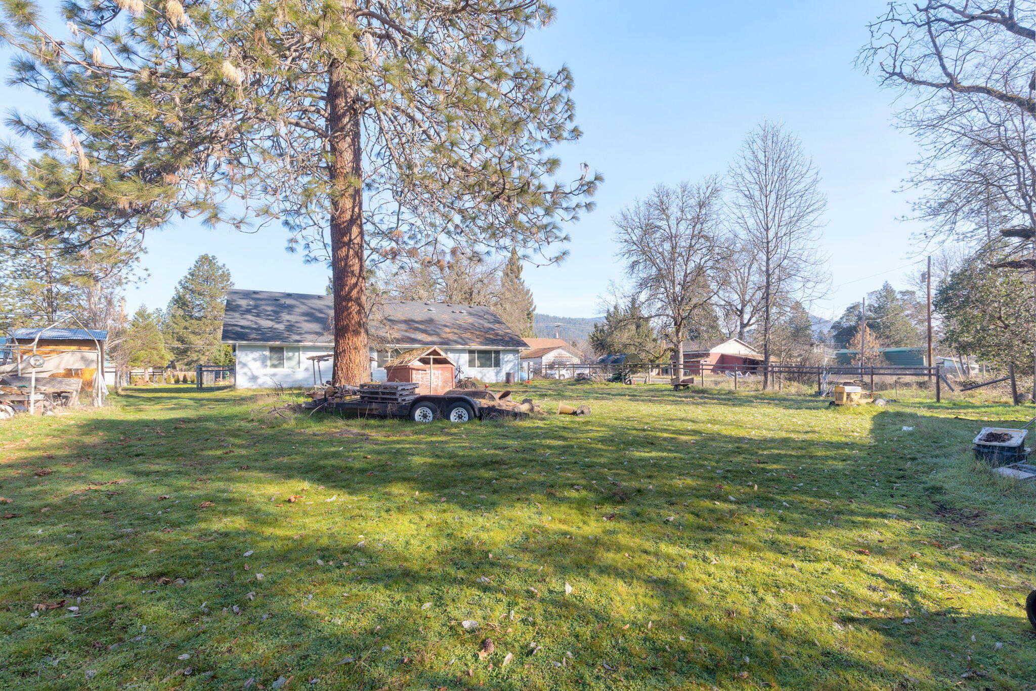 8576 East Evans Creek Road Rogue River, OR 97537 - Photo 3 of 30 37-web-or-mls-8676-e-evans-creek-rd