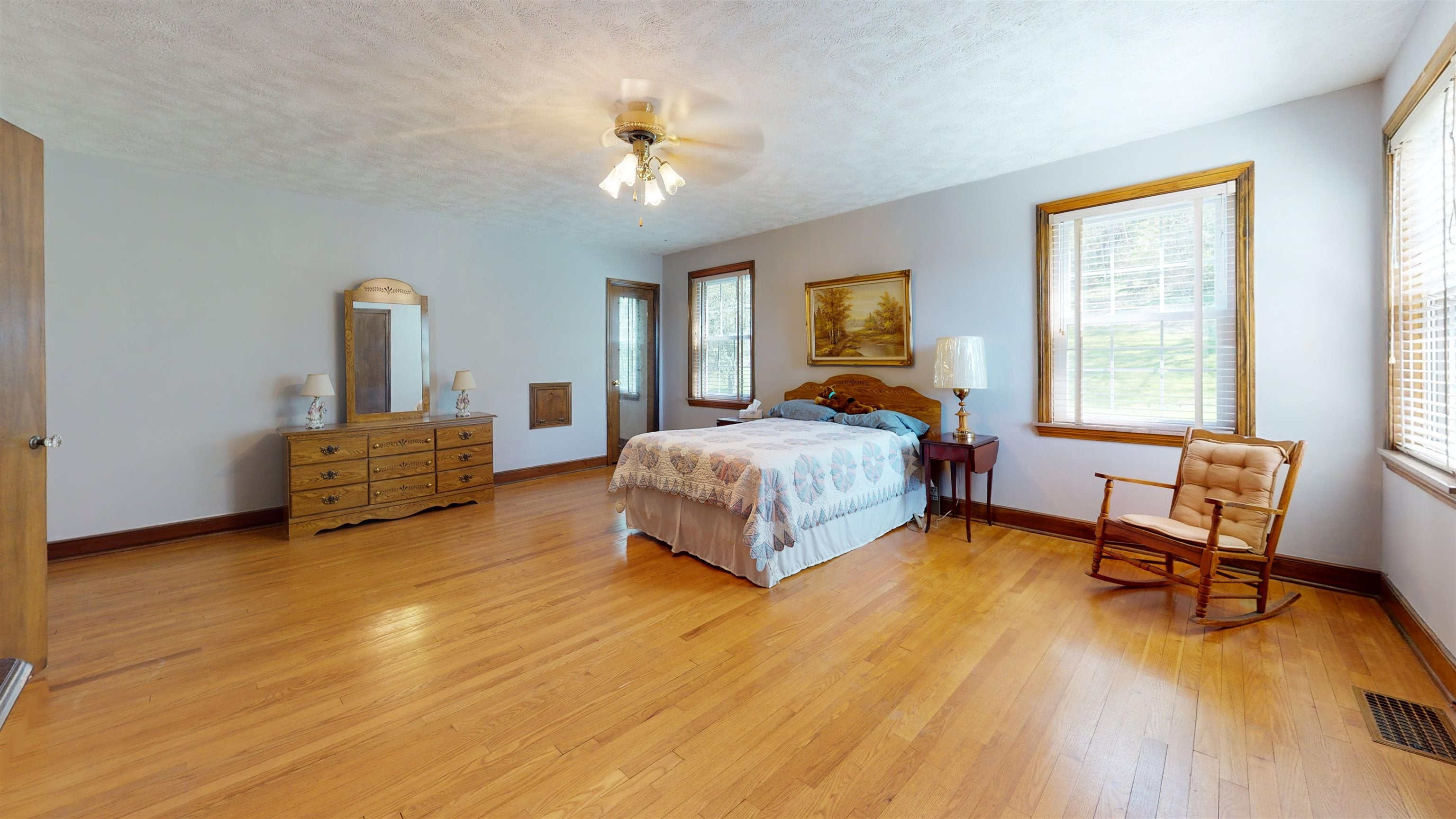 4941 Ohio River Road Huntington, WV 25702 - Photo 26 of 29 Gallery Image 26