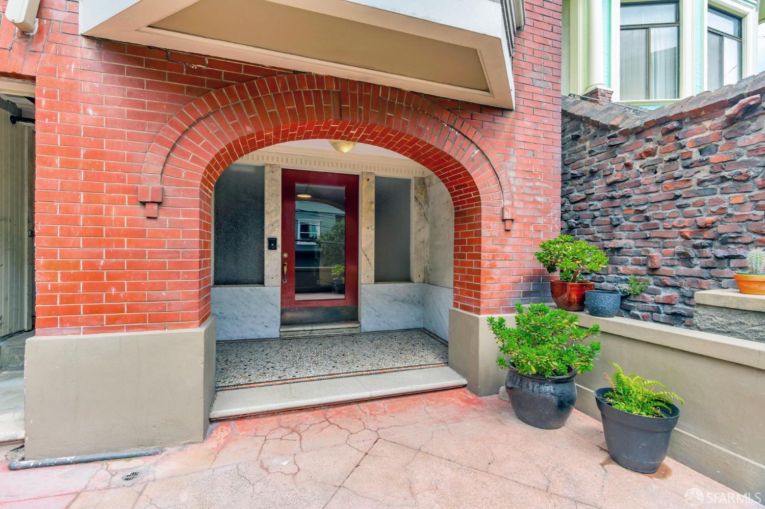 1180 Jackson Street, Unit 6 San Francisco, CA 94109 - Photo 44 of 48 a view of entrance door of the house