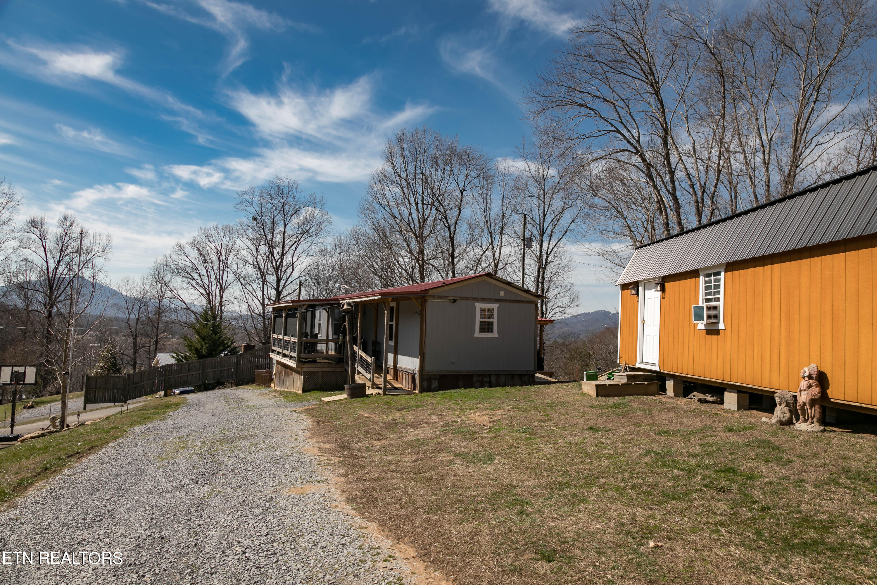 2708 Clabo Road Sevierville, TN 37862 - Photo 4 of 33 2b4a5052