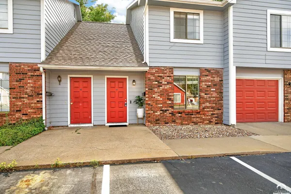 $168,990 | 2406 Alabama Street, Lawrence, KS 66046