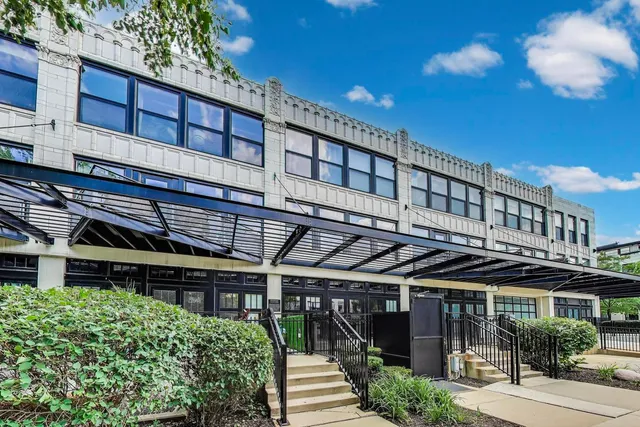 a large building with a outdoor space