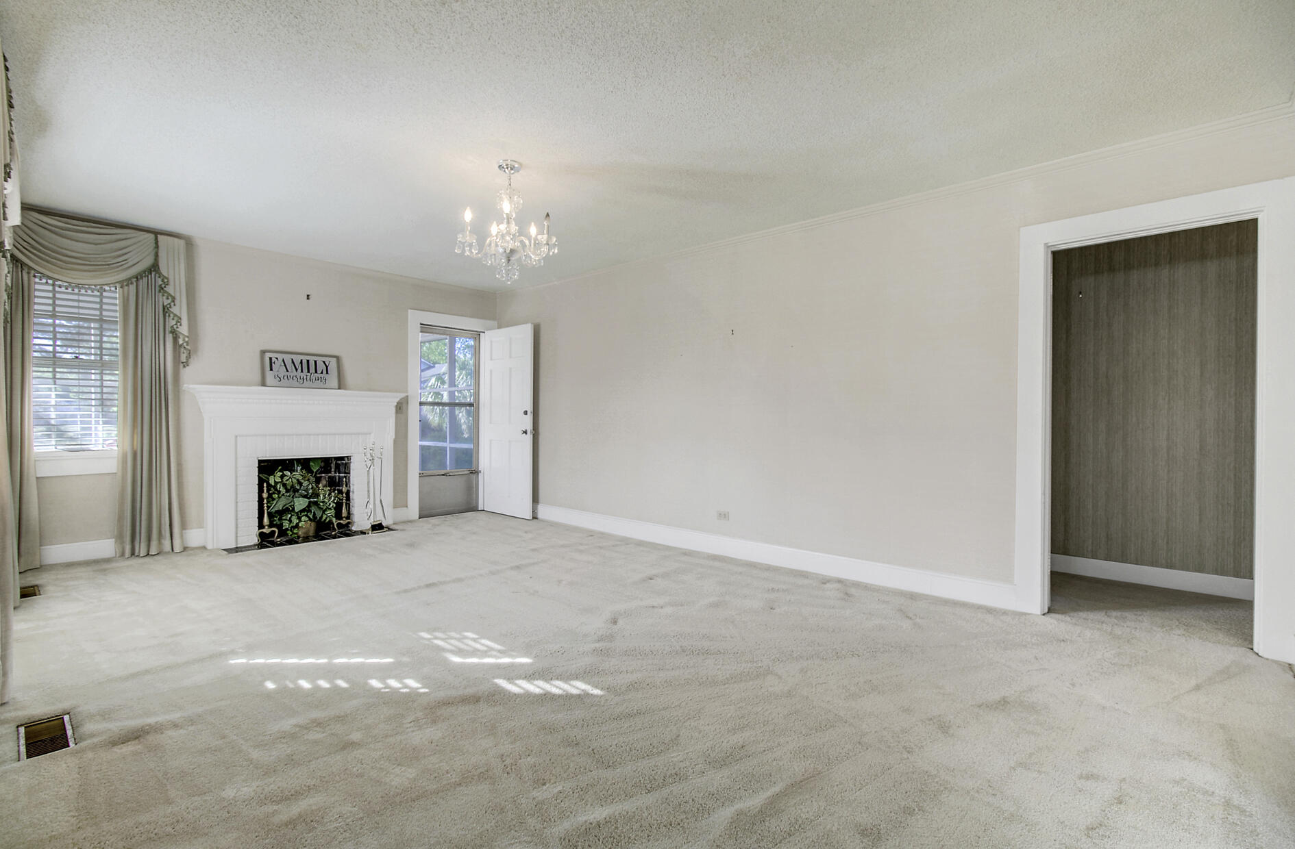 108 County Rd S-18-134 Reevesville, SC 29471 - Photo 11 of 46 11. Family room with screened porch acce