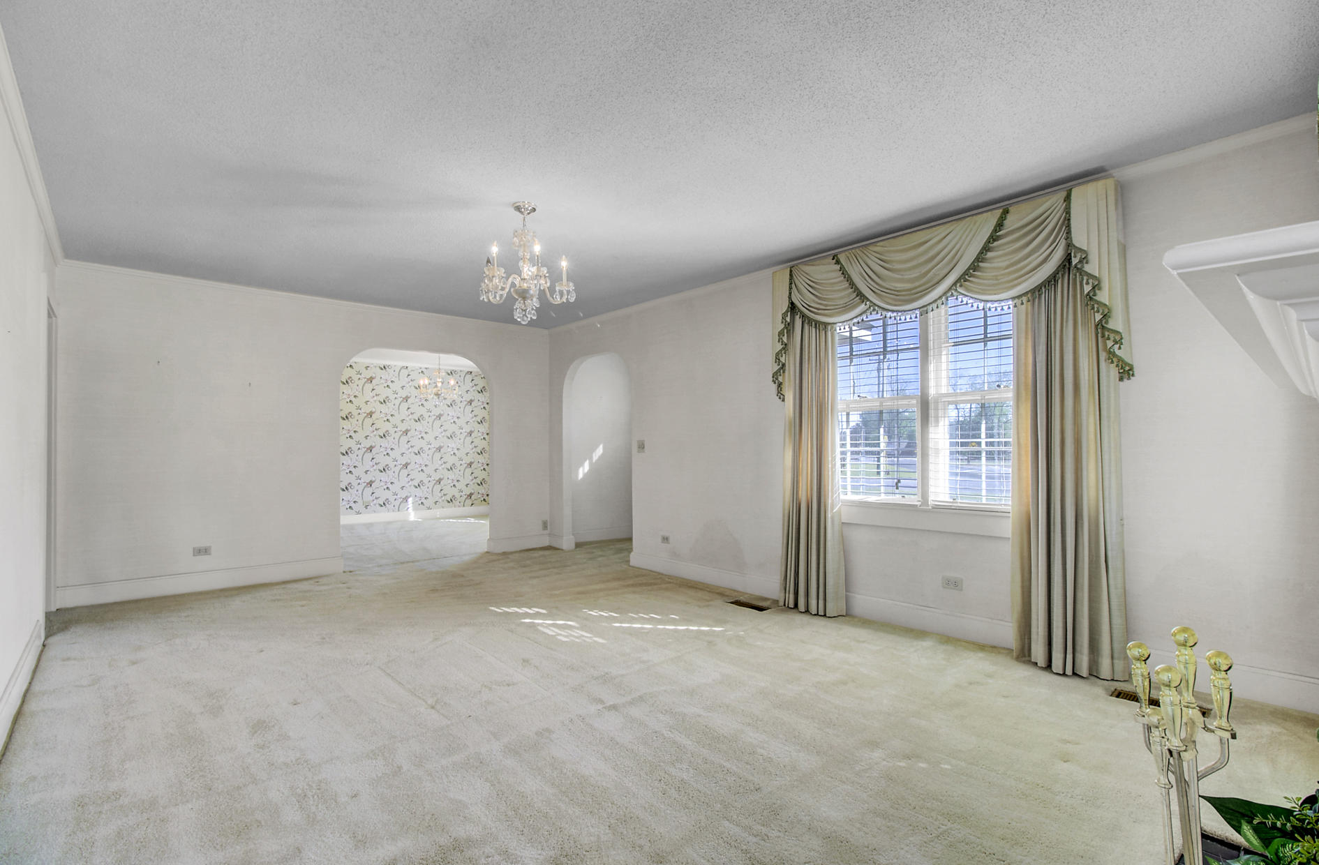 108 County Rd S-18-134 Reevesville, SC 29471 - Photo 13 of 46 13. Family room