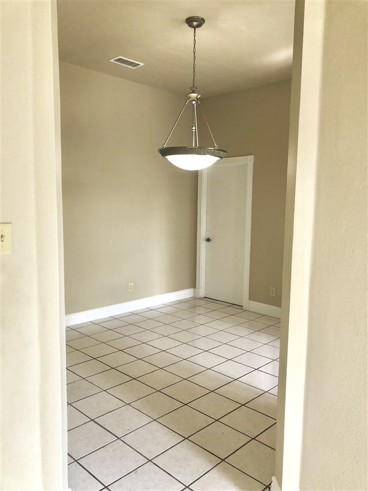 148 Lynn Loop Laredo, TX 78045 - Photo 8 of 16 Gallery Image 8