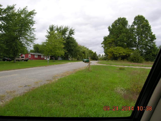 58055 Carman Drive Three Rivers, MI 49093 - Photo 4 of 5 DSCN1140