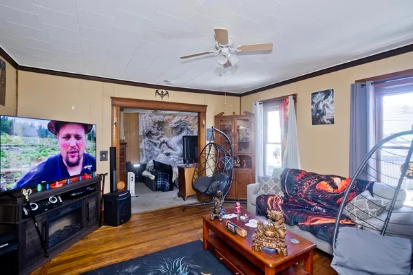 $300,000 | 1007 Foster Street, Palmer, MA 01069