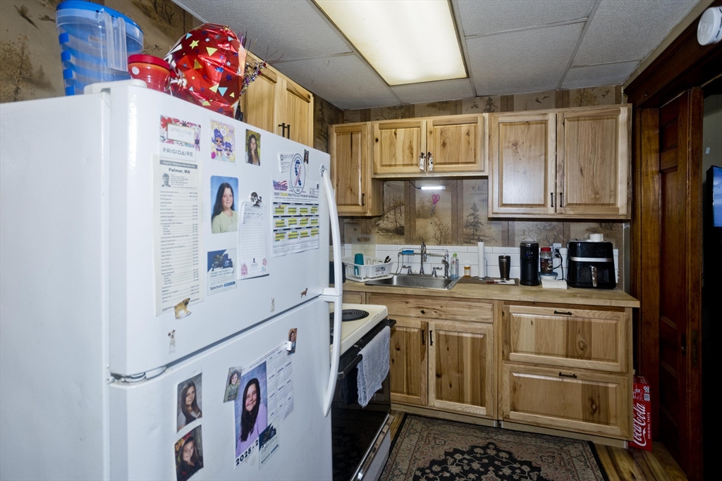 1007 Foster Street Palmer, MA 01069 - Photo 7 of 33