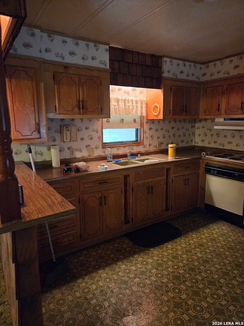 115 Timberline Drive Bandera, TX 78003 - Photo 8 of 9