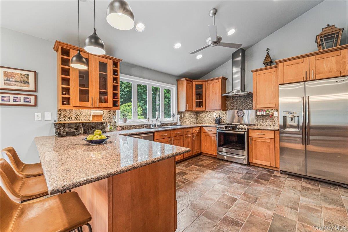 94 Hess Road Valley Cottage, NY 10989 - Photo 11 of 34