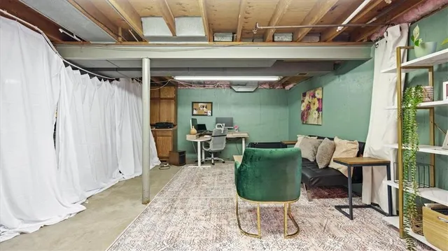 $275,000 | 16828 East 31st Street South, Independence, MO 64055