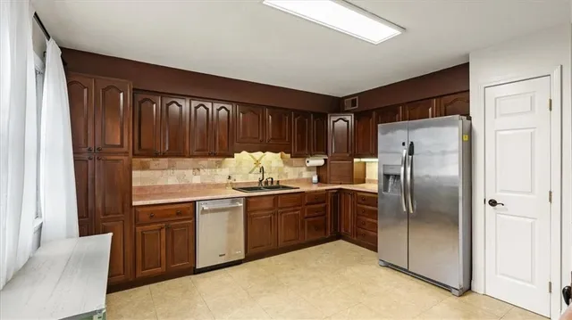 $275,000 | 16828 East 31st Street South, Independence, MO 64055