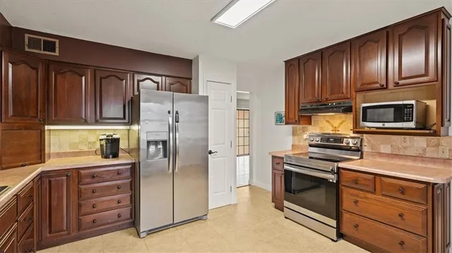 $275,000 | 16828 East 31st Street South, Independence, MO 64055