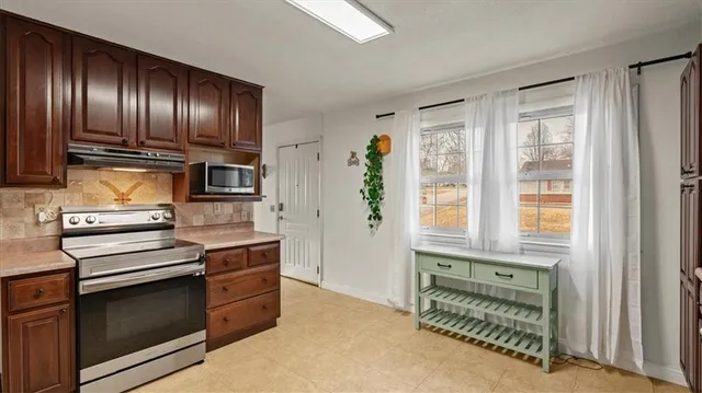 $275,000 | 16828 East 31st Street South, Independence, MO 64055