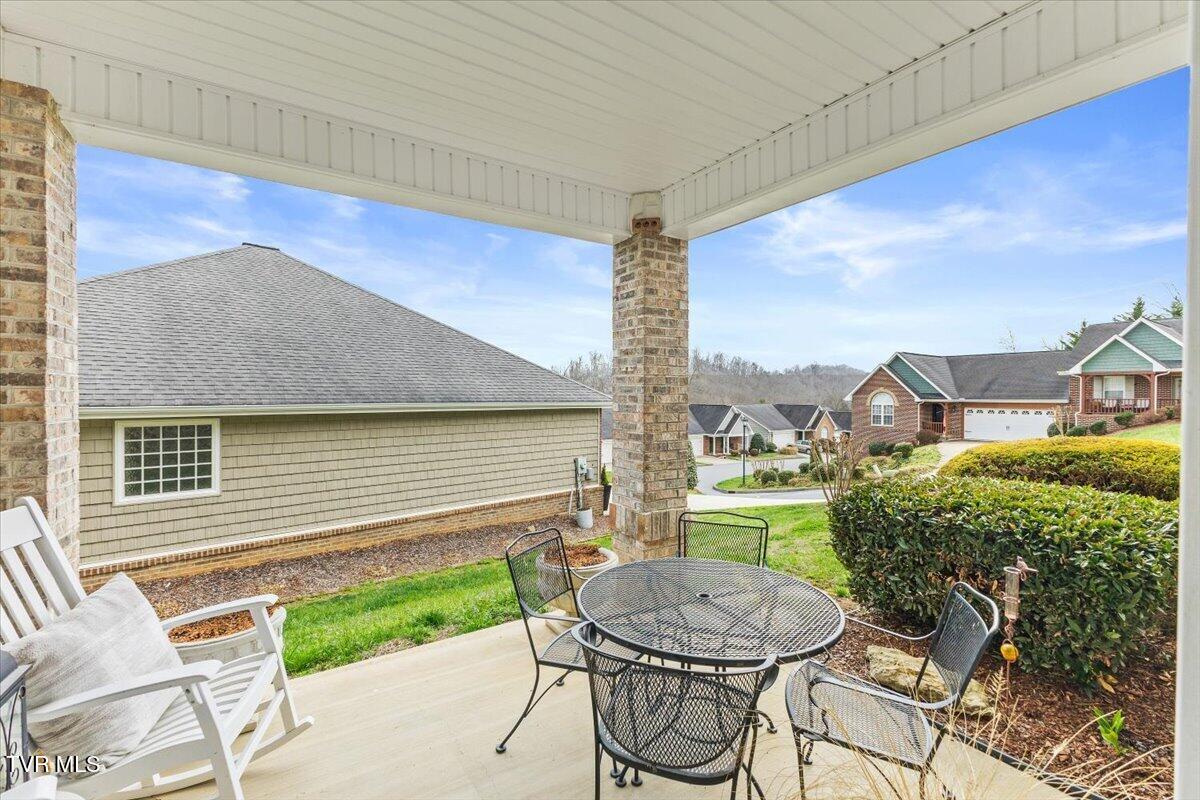 216 Bridgewater Court Gray, TN 37615 - Photo 49 of 57 49-128A7420