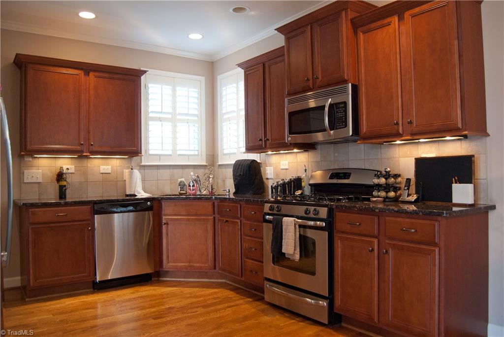 8904 West Pepper Court Oak Ridge, NC 27310 - Photo 5 of 18