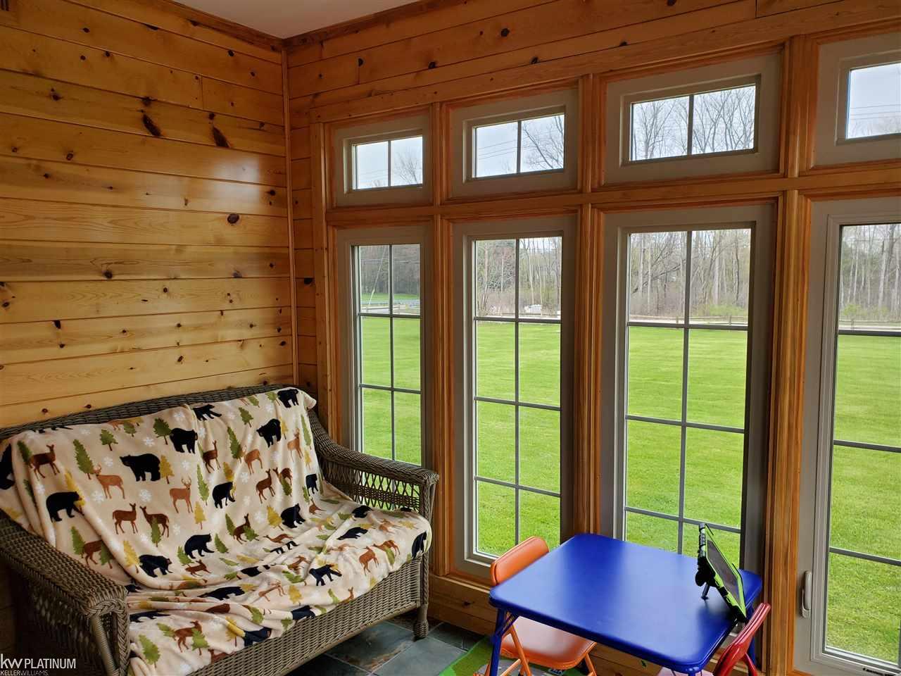 7033 Frith Road St. Clair, MI 48079 - Photo 10 of 29 50011763-9.JPG